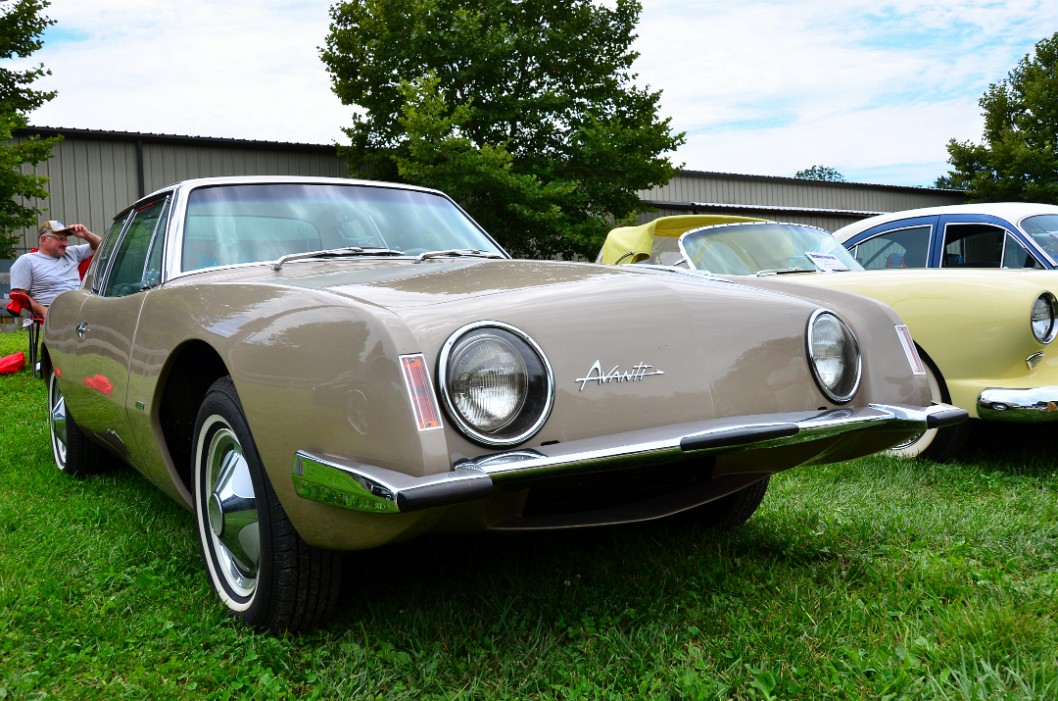 1963 Studebaker Avanti