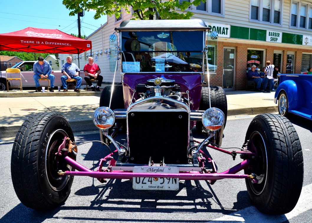 1923 Ford T-Bucket in Purple 1923 Ford T-Bucket in Purple