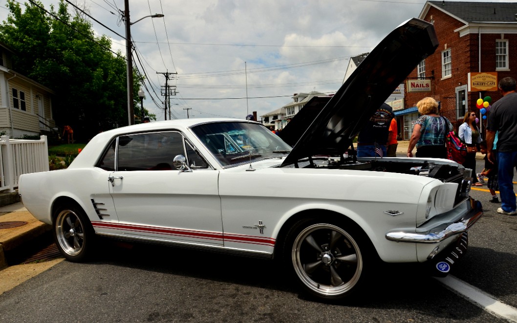 1966 Ford Mustang in White 1966 Ford Mustang in White