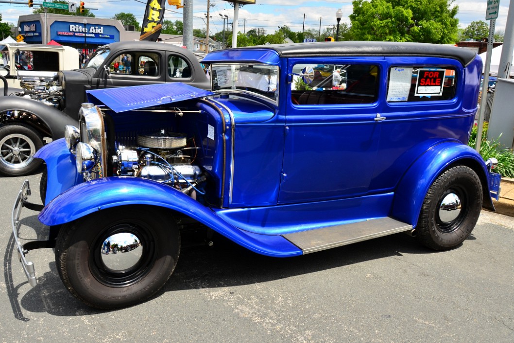 1931 Ford 2 Door Sedan in Cobalt Blue 1931 Ford 2 Door Sedan in Cobalt Blue