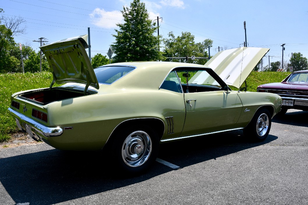1969 Chevy Camaro Z-28 in Green With White Stripes