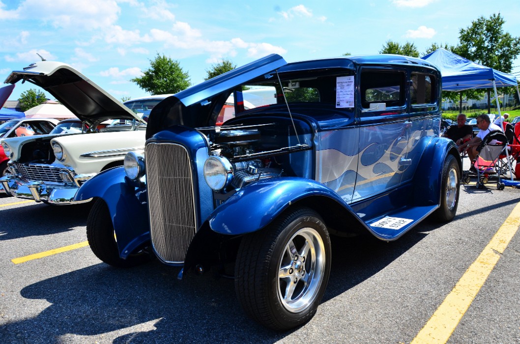 1929 Ford Two Door With Light Flames