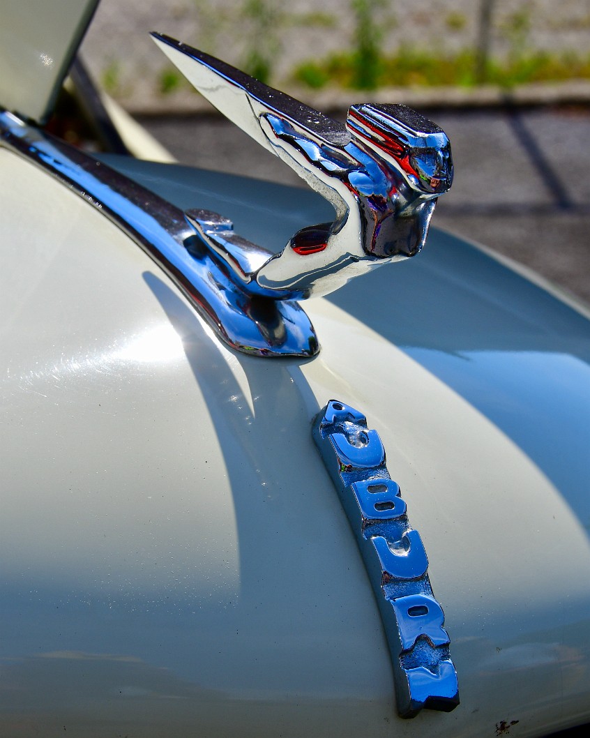 Auburn Badge and Hood Ornament