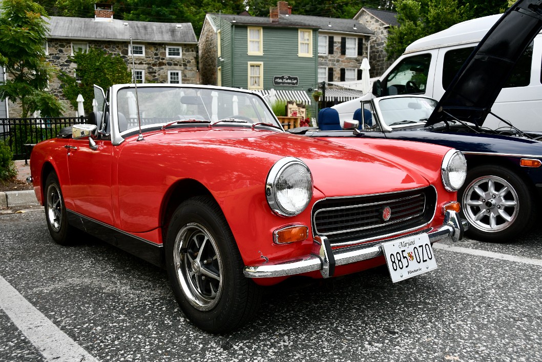 Hot Red MG
