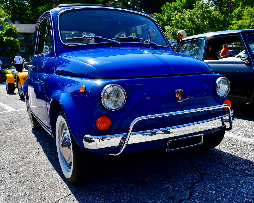 Beautiful Blue Classic Fiat 500L