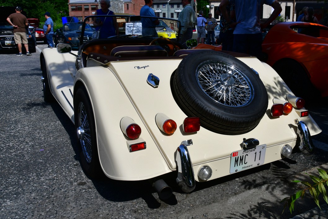 Illuminated Rear