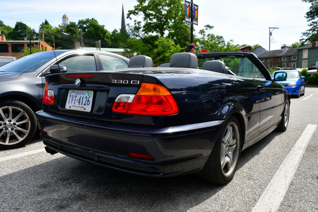 Rear Profile of the 330Ci