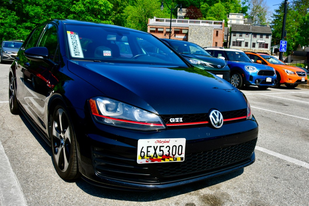 Gorgous Black VW GTI