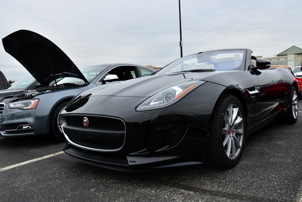 F-Type Convertible in Black F-Type Convertible in Black