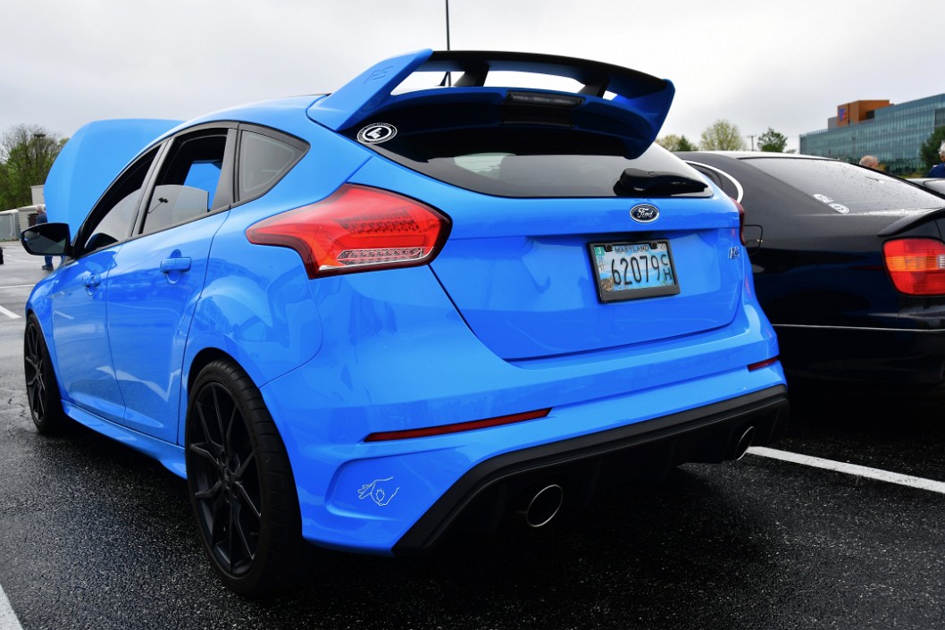 Ford Focus RS in Nitrous Blue