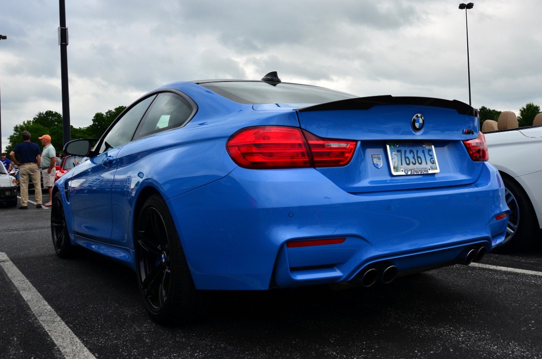BMW M4 in Marina Blue