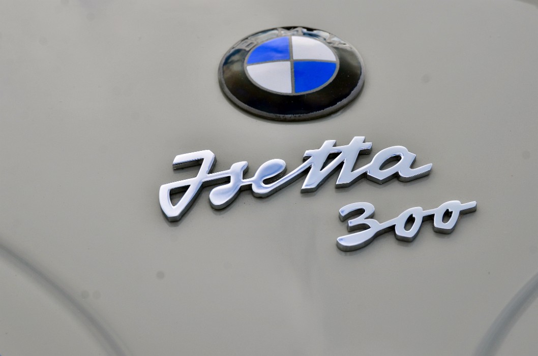 Isetta 300 Badge