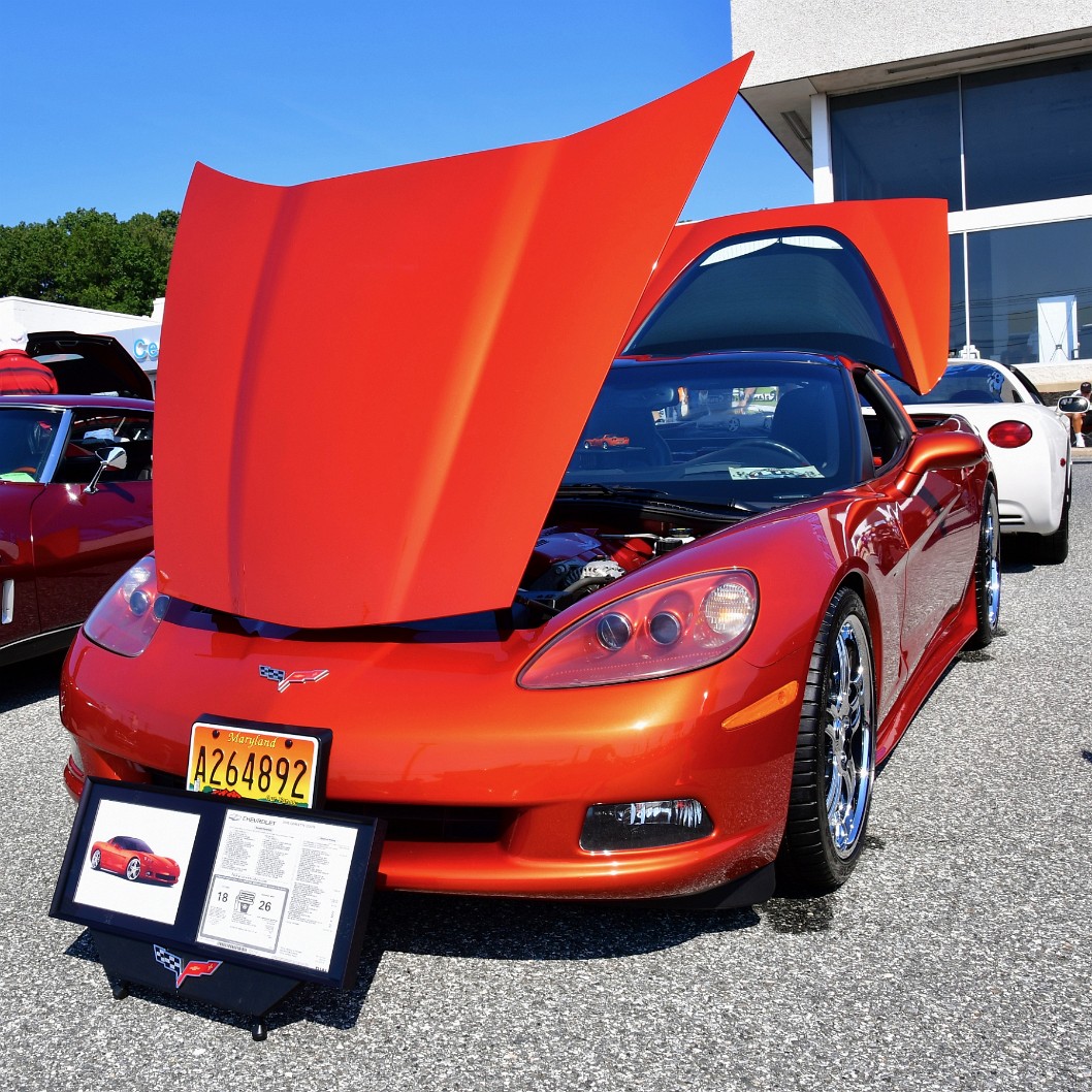 2005 Chevy Corvette Coupe Z51 in Red-Orange