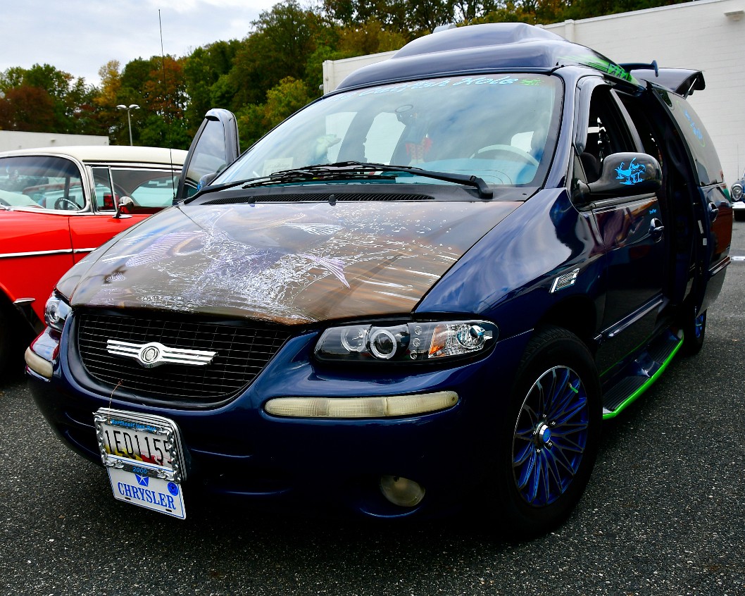 Chrysler Minivan of a Fishing Fan