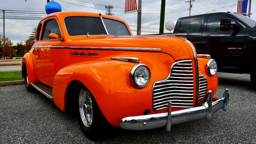 1940 Buick Eight in Bold Orange