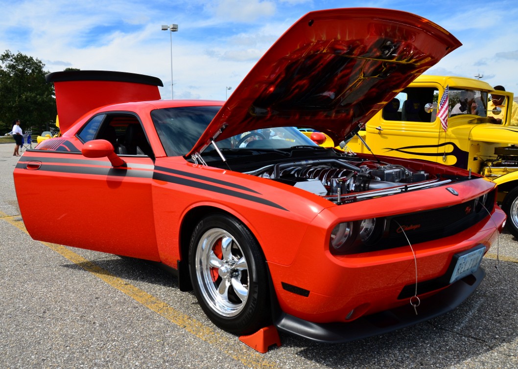 Dodge Challenger With Flames Under the Hood Dodge Challenger With Flames Under the Hood