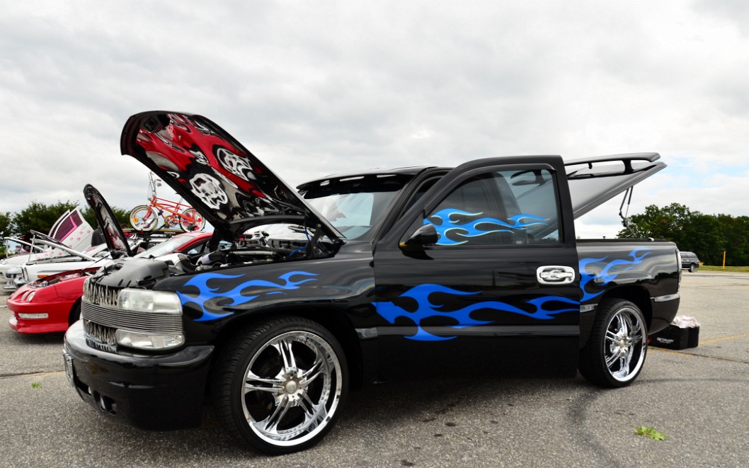 1999 Chevy Silverado 1500 in Black With Blue Flames 1999 Chevy Silverado 1500 in Black With Blue Flames