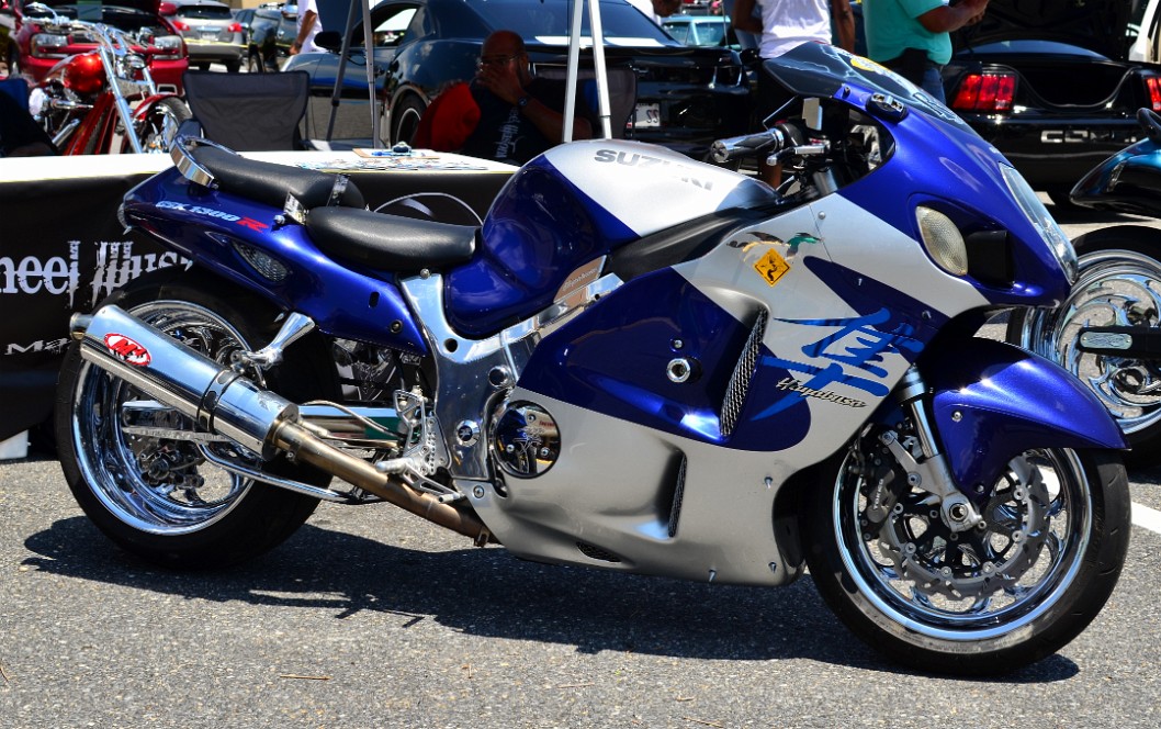 Suzuki Hyabusa in Blue and Silver Suzuki Hyabusa in Blue and Silver