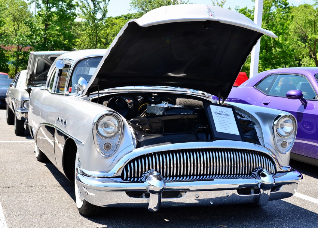 Light Colored 1954 Buick Special Custom Light Colored 1954 Buick Special Custom