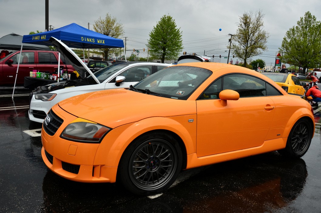 Orange Audi TT Orange Audi TT