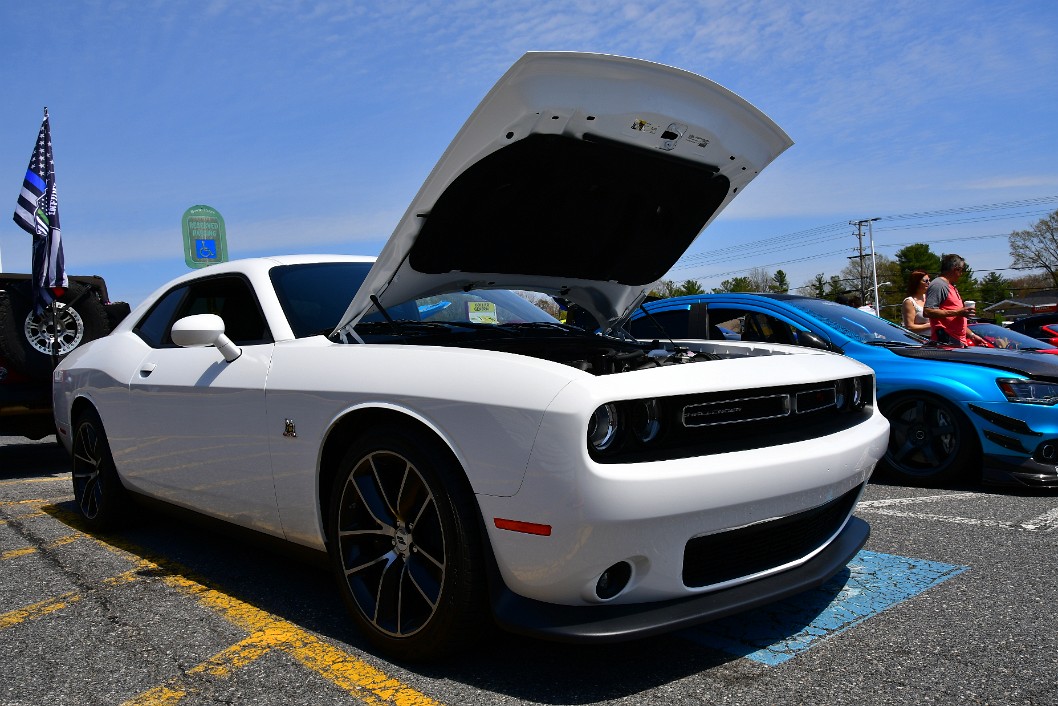 Powerful Dodge Challenger in White