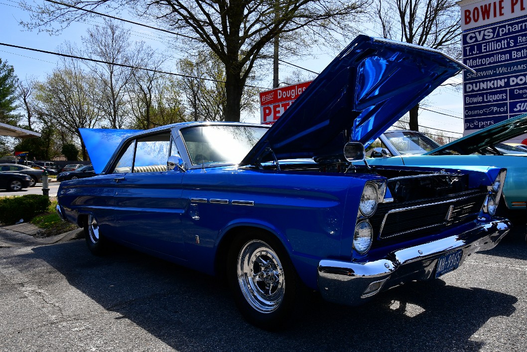Solid Ford Cyclone in Blue