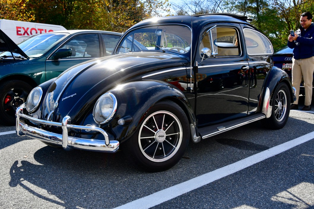 Slick Black VW Beetle