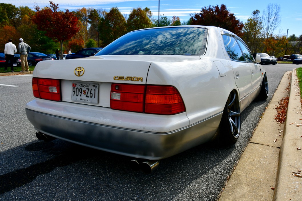 Rear Profile on the White Celsior