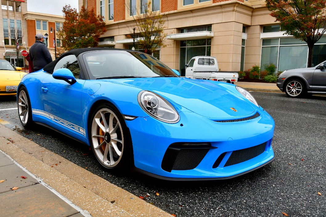 Porsche 911 Speedster in Blue