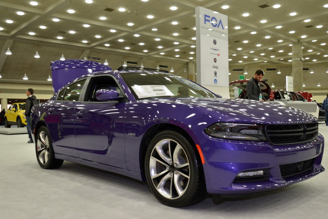 2016 Dodge Charger RT in Plum Crazy 2016 Dodge Charger RT in Plum Crazy