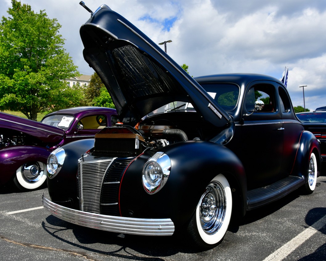 1940 Ford Coupe in Fantastic Matte Black