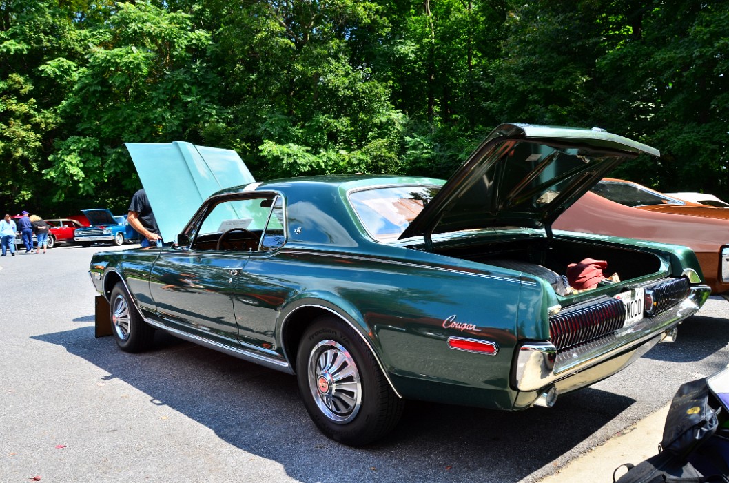 Rear Side Profile of the 1968 Mercury Cougar XR7 in Green
