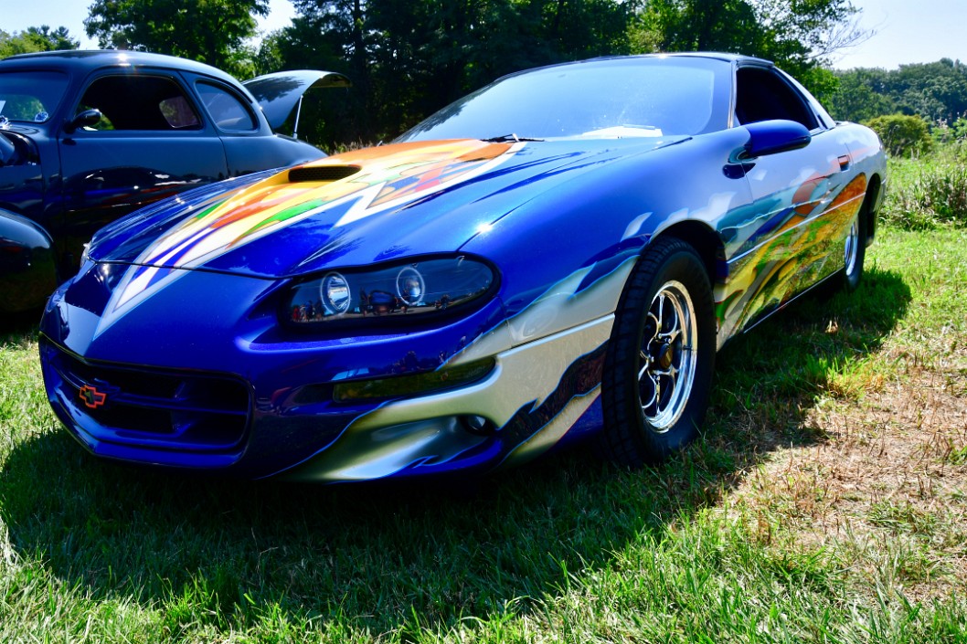 1998 Chevy Camaro With Fabulous Graphics
