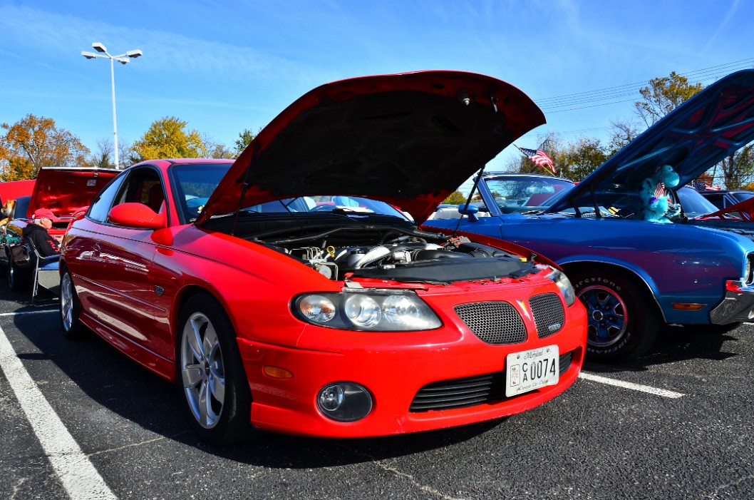 2006 Pontiac GTO in Red 2006 Pontiac GTO in Red