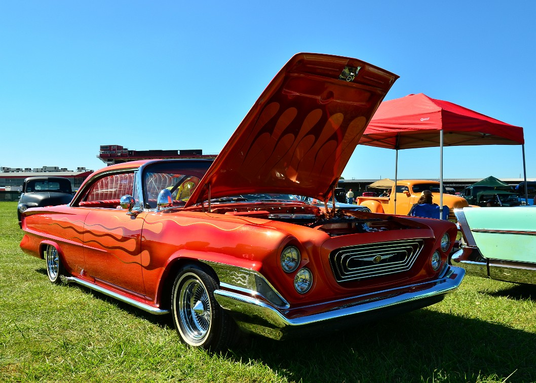 Angled Lights and Flames on the 1962 Chrysler Custom Angled Lights and Flames on the 1962 Chrysler Custom