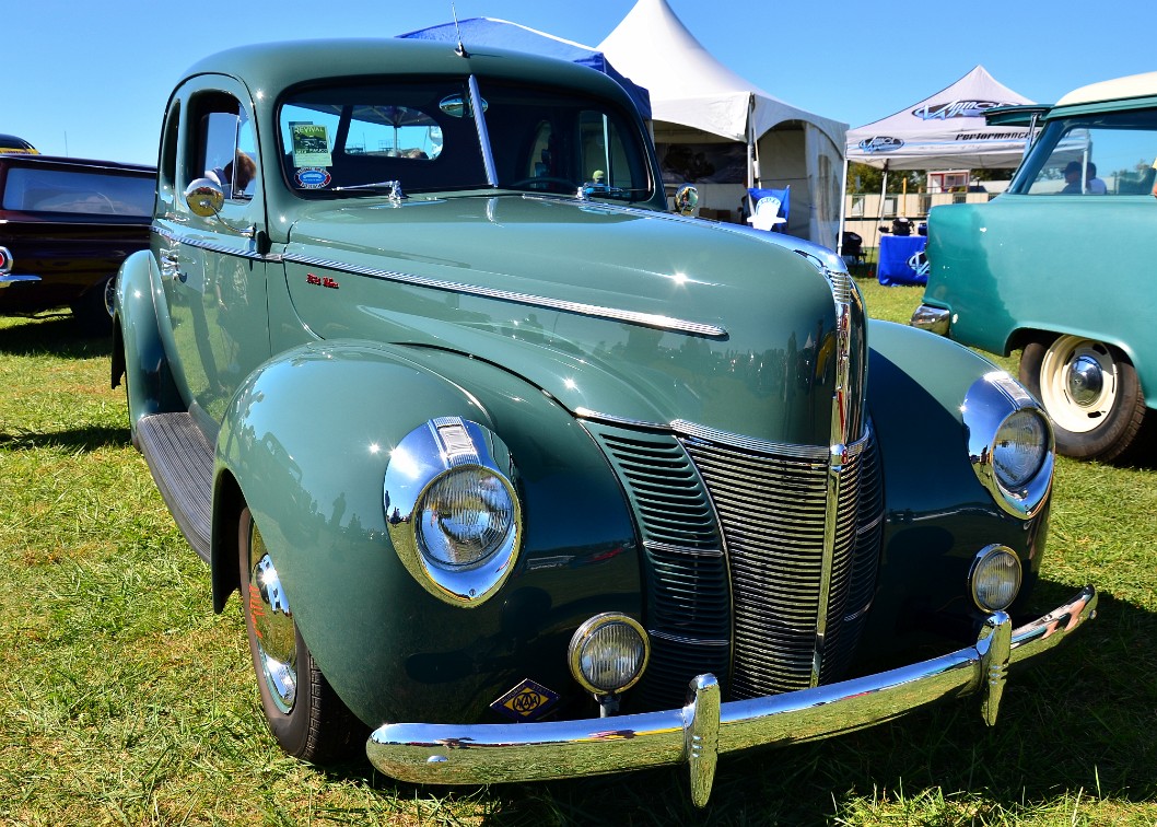 1940 Ford Deluxe in Muted Green 1940 Ford Deluxe in Muted Green