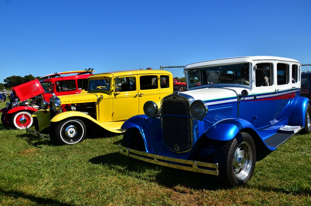 Fords in Red, Yellow, and Blue Fords in Red, Yellow, and Blue