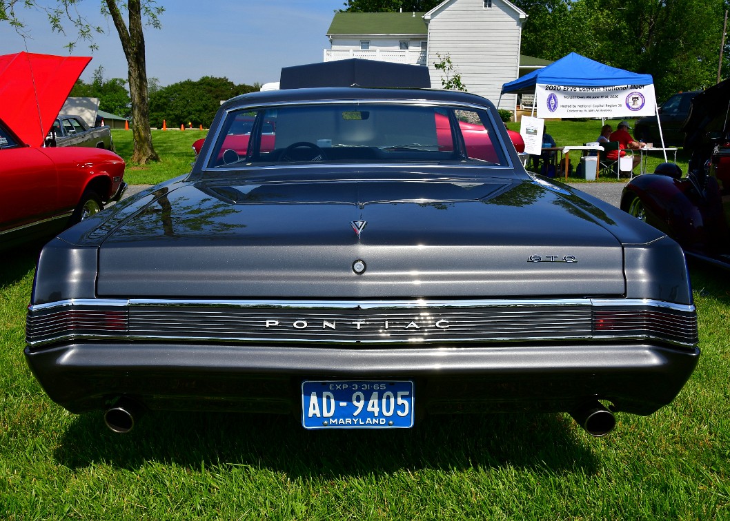 Simplicity on the Pontiac GTO Rear