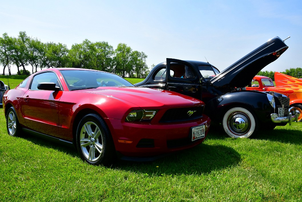 2012 Ford Mustang in Red